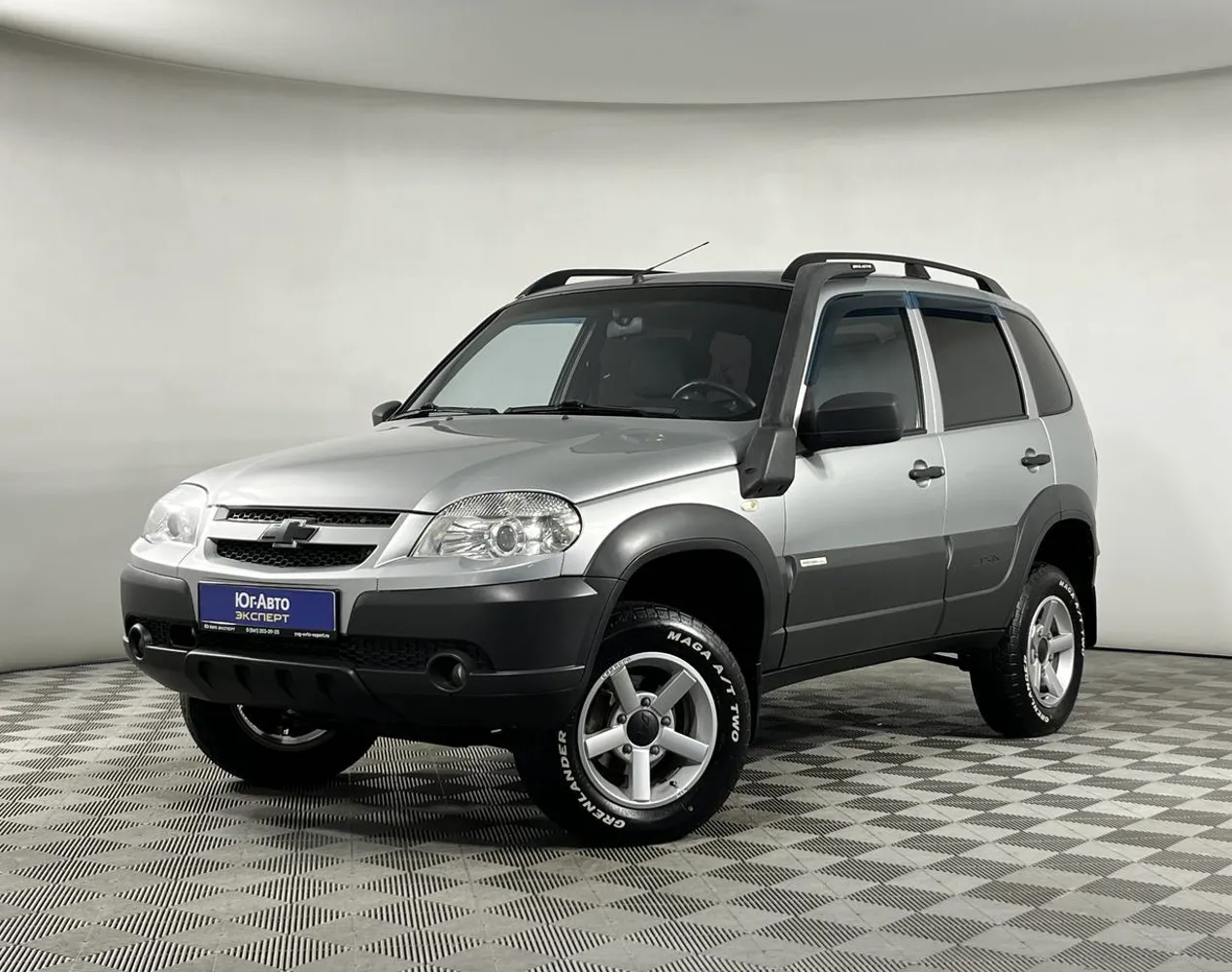 Автомобиль в рассрочку в Краснодаре - Chevrolet Niva Niva 2014 года с пробегом 98 733 км купить за 725000 рублей. 93695, Chevrolet Niva Niva 2014 года с пробегом 98 733 км