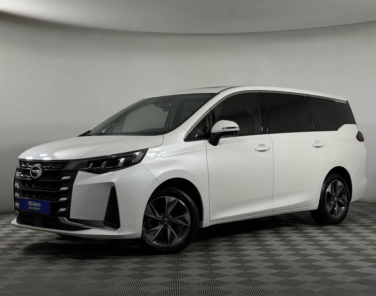 Автомобиль в рассрочку в Краснодаре - GAC M8 2021 года с пробегом 53 778 км купить за 2550000 рублей. 95698, GAC M8 2021 года с пробегом 53 778 км