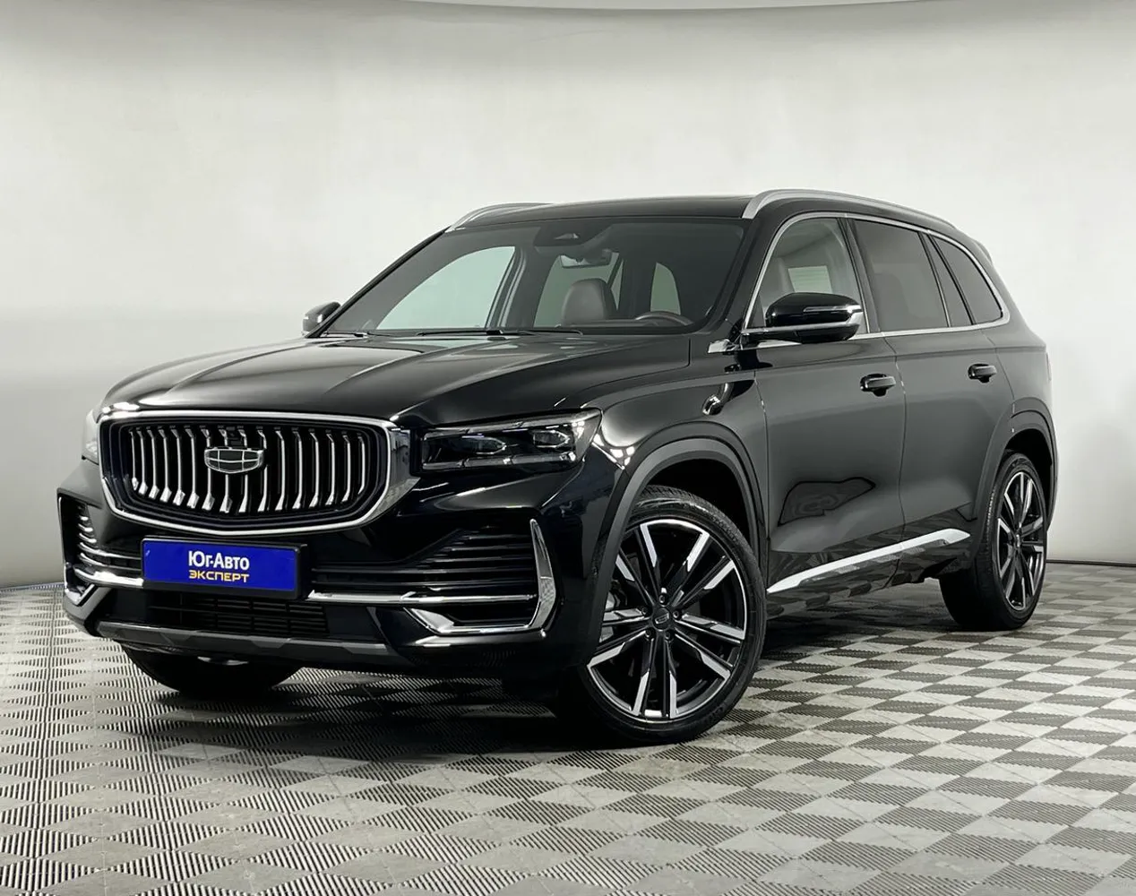 Автомобиль в рассрочку в Краснодаре - Geely Monjaro 2023 года с пробегом 37 200 км купить за 3095000 рублей. 96549, Geely Monjaro 2023 года с пробегом 37 200 км