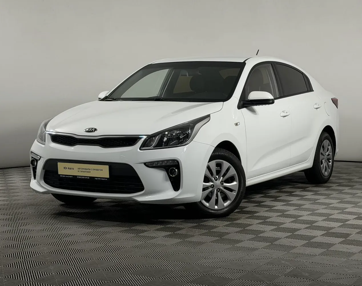 Автомобиль в рассрочку в Краснодаре - Kia Rio 2019 года с пробегом 125 350 км купить за 1484000 рублей. 93323, Kia Rio 2019 года с пробегом 125 350 км