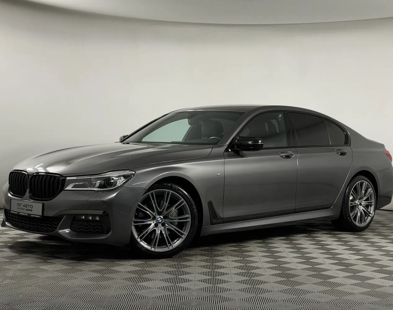 Автомобиль в рассрочку в Краснодаре - BMW 7 серия 2018 года с пробегом 107 610 км купить за 3259000 рублей. 94284, BMW 7 серия 2018 года с пробегом 107 610 км