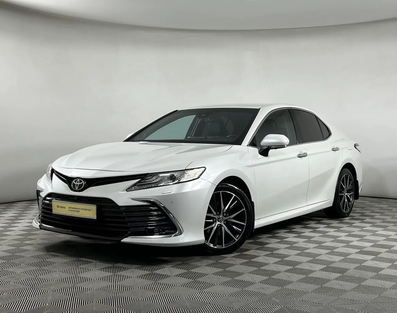 Автомобиль в рассрочку в Краснодаре - Toyota Camry 2021 года с пробегом 176 411 км купить за 3590000 рублей. 95851, Toyota Camry 2021 года с пробегом 176 411 км
