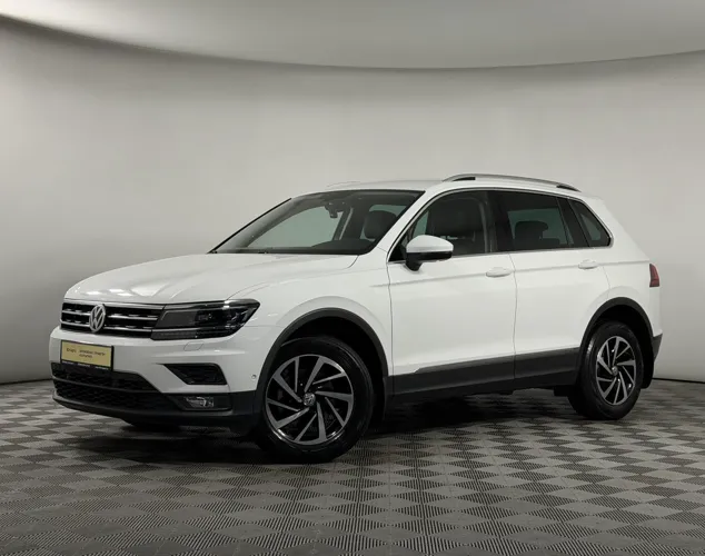 Автомобиль в рассрочку в Краснодаре - Volkswagen Tiguan 2018 года с пробегом 54 535 км купить за 2675000 рублей. 92517, Volkswagen Tiguan 2018 года с пробегом 54 535 км