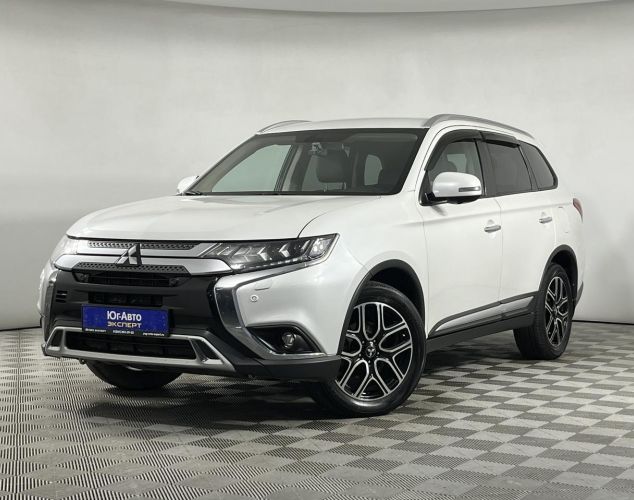 Автомобиль в рассрочку в Краснодаре - Mitsubishi Outlander 2020 года с пробегом 107 350 км купить за 2549000 рублей. 88381, Mitsubishi Outlander 2020 года с пробегом 107 350 км