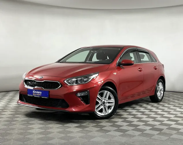 Автомобиль в рассрочку в Краснодаре - Kia Ceed 2021 года с пробегом 46 717 км купить за 2095000 рублей. 90165, Kia Ceed 2021 года с пробегом 46 717 км