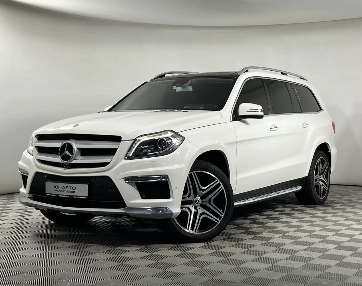 Автомобиль в рассрочку в Краснодаре - Mercedes-Benz GL-класс 2015 года с пробегом 198 230 км купить за 3150000 рублей. 94200, Mercedes-Benz GL-класс 2015 года с пробегом 198 230 км