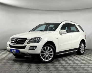 Каталог автомобилей в рассрочку в Краснодаре, Mercedes-Benz M-Класс 2011 года с пробегом 135 308 км